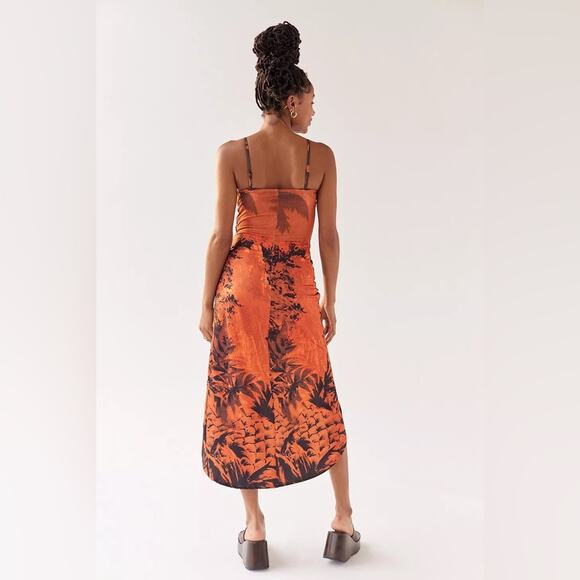 Urban Outfitters Solana Palm Tree Printed Split-Hem Midi Dress in Orange Size L - Picture 2 of 10